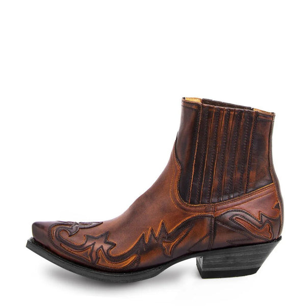 Bruine western cowboylaars met borduurwerk, puntige neus en lage hak, unisex ontwerp, maat 35-48. Perfect voor heren en dames.