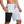 Man in sportshort met camouflageprint en ingebouwde zak voor smartphone, ideaal voor fitness en hardlopen. Comfortabele en functionele sportkleding.