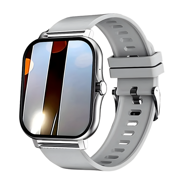 Moderne zilveren smartwatch met rechthoekig scherm en witte siliconen band, weerspiegeling op display. Stijlvol horloge, technologie, draagbare gadgets.