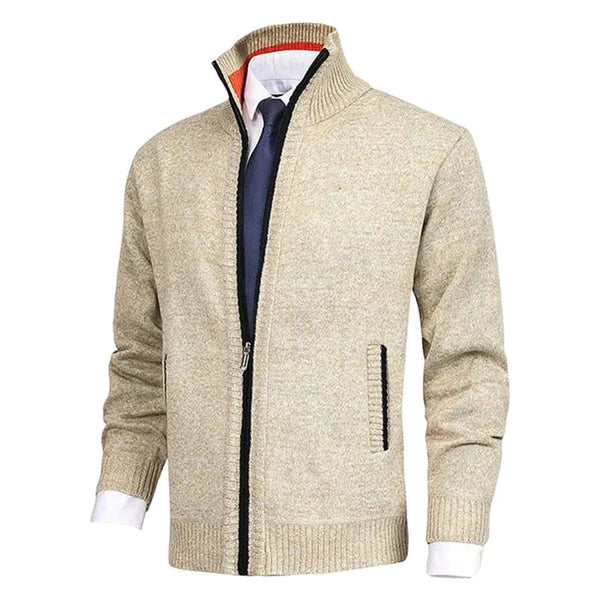 Beige herenvest met ritssluiting, opstaande kraag en zakken. Stijlvol en warm, ideaal voor zakelijke en casual outfits. Perfect voor herfstmode.