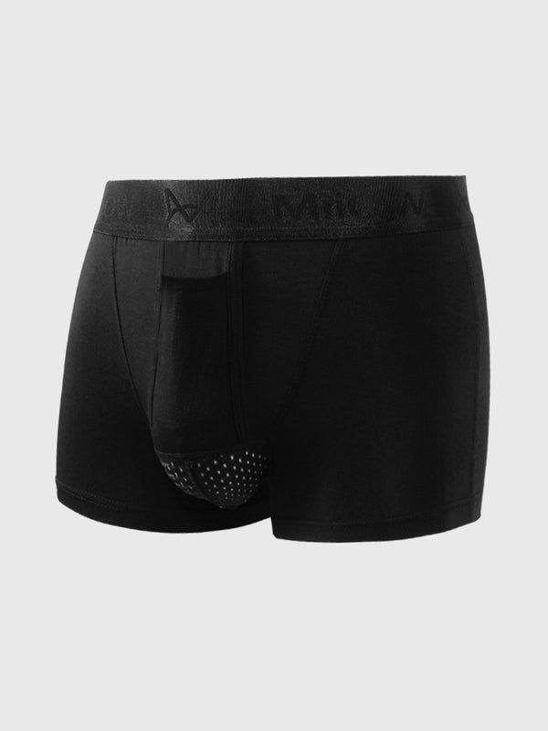 Zwarte herenboxershort met comfortabele pasvorm, ademend materiaal en elastische tailleband. Ideaal voor dagelijks gebruik en sportactiviteiten.