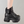 Zwarte leren platformlaars met veters en rits, chunky zool, trendy damesmode, comfortabele en stijlvolle enkellaars voor dagelijks gebruik.