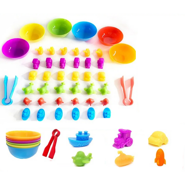 Kleurrijke stapelbare plastic kommen, speelgoedvoertuigen en dierenfiguren, educatief kinderspeelgoed, ideaal voor peuters, badspeelgoed.