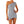 Vrouw in asymmetrische, lichtblauwe, een-schouder mini-jurk met patroon. Trendy damesmode, zomerjurk, elegante avondkleding.