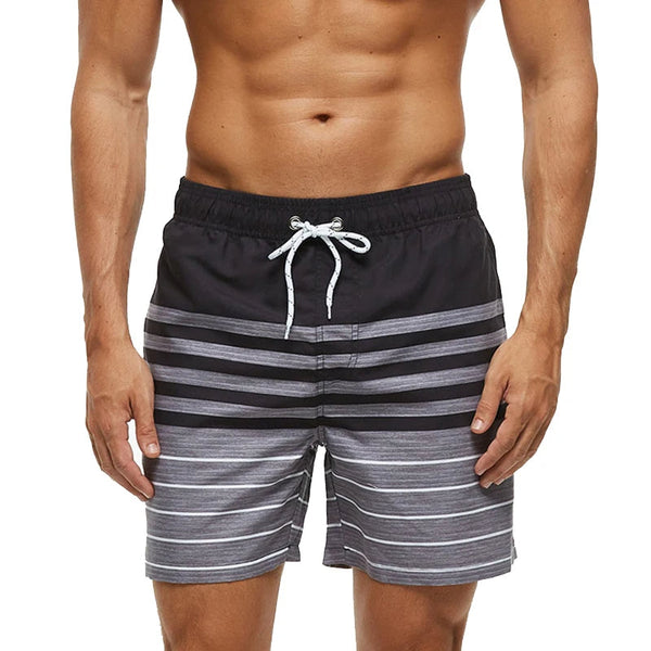Heren zwemshorts met zwart-grijze strepen en trekkoord, ideaal voor strand en zwembad. Comfortabele pasvorm, modieus en functioneel zwemkleding.