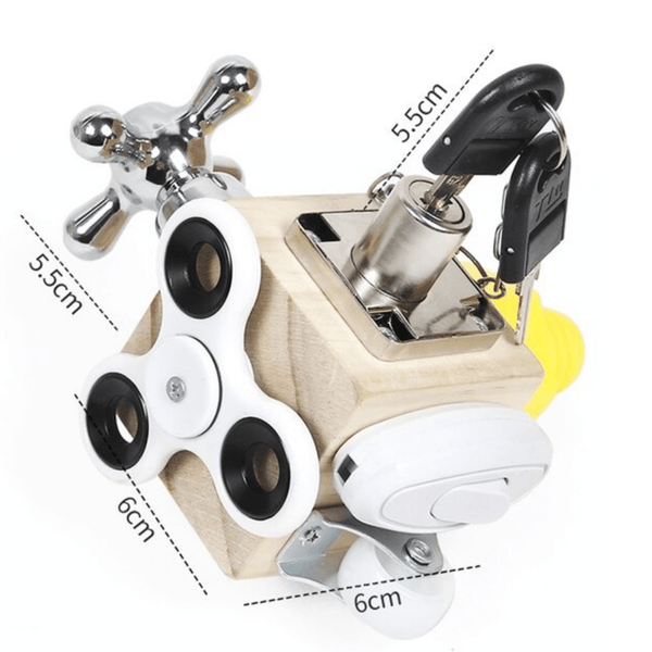 Houten Montessori activiteitenspeelgoed met fidget spinner, schakelaars en sleutels, 6x6x5.5 cm, educatief en sensorisch voor kinderen.