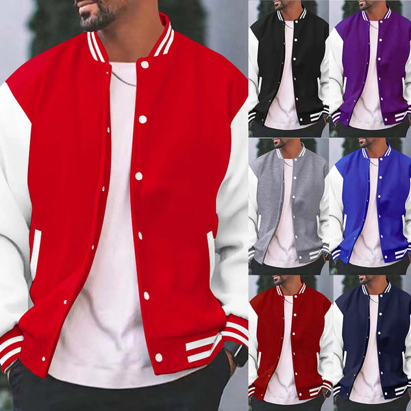 Man in rood-witte varsity jas, met zes andere kleurenopties: zwart, paars, grijs, blauw, marineblauw. Trendy herenjassen, casual stijl.