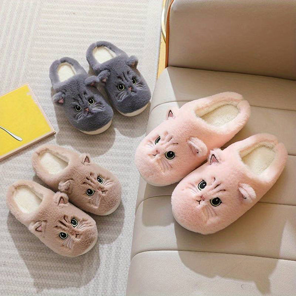 Pluche pantoffels met kattengezicht in grijs, beige en roze, perfect voor binnengebruik. Comfortabele, warme sloffen voor dames en kinderen.