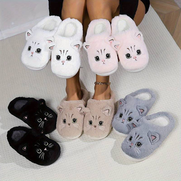Pluche pantoffels met kattengezicht in wit, roze, zwart, beige en grijs. Comfortabele, schattige slippers voor dames. Perfect voor thuisgebruik.