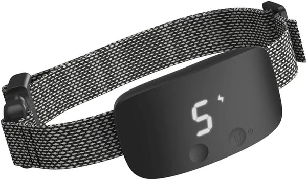 Automatische anti-blaf hondenhalsband, oplaadbaar, IP67 waterdicht, elektrische trainingshalsband, zwart, met LED-display en verstelbare band.