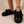 Zwarte pluche pantoffels met kattengezicht, damesmode, comfortabele huisschoenen, schattig design, warme winterpantoffels, trendy accessoires.