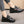 Zwarte leren damessneakers met bloemenborduursel, casual stijl, comfortabele pasvorm, ideaal voor dagelijks gebruik en modieuze outfits.
