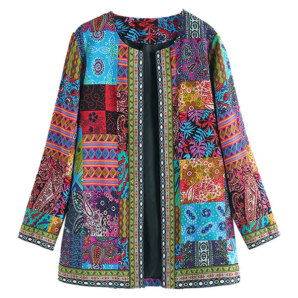 Kleurrijke damesjas met patchwork design, lange mouwen en etnische patronen. Perfect voor bohemian mode en herfstoutfits.