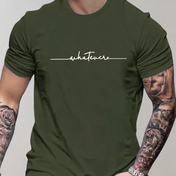 Olijfgroen T-shirt met de tekst "whatever" in wit, gedragen door een getatoeëerde man. Casual mode, herenkleding, streetwear stijl.