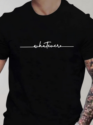 Zwarte T-shirt met witte tekst "whateverco", gedragen door getatoeëerde man. Casual mode, streetwear, uniseks kleding, minimalistisch ontwerp.