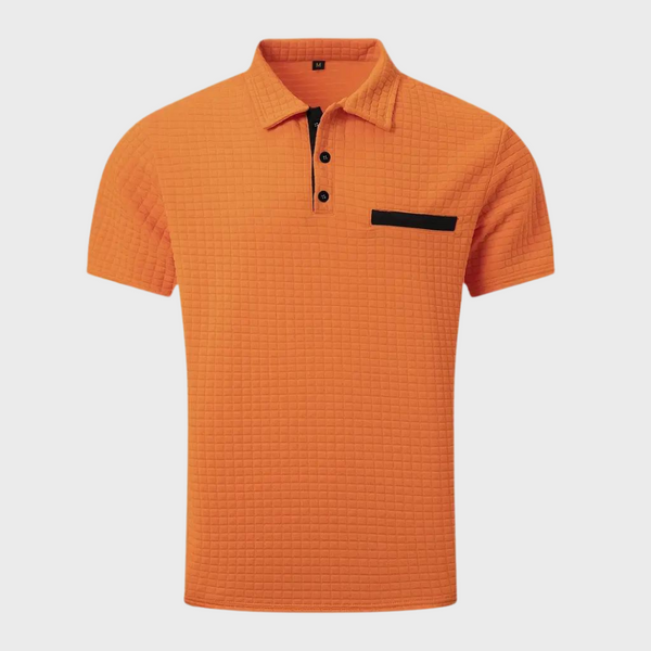 Oranje polo shirt met korte mouwen, geruit patroon en zwarte knoopsluiting. Stijlvolle herenmode, perfect voor casual en zakelijke gelegenheden.