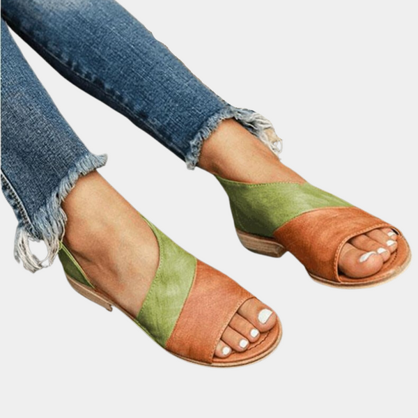 Groene en oranje leren sandalen voor dames, open teen, lage hak, casual stijl. Perfect voor zomerse outfits en dagelijks gebruik.