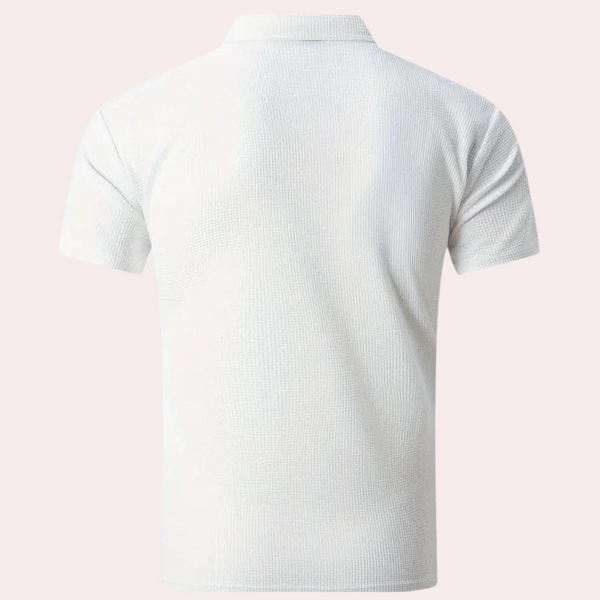 Witte polo heren, achterkant, korte mouwen, klassiek ontwerp, katoenen stof, casual kleding, geschikt voor dagelijks gebruik, modieuze herenkleding.