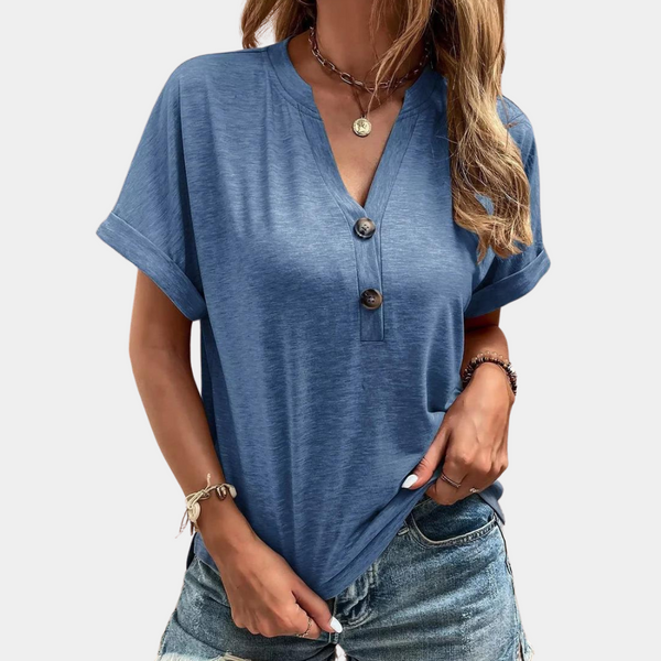 Blauwe dames T-shirt met korte mouwen, V-hals en knopen, casual stijl. Perfect voor zomerse outfits. Comfortabele pasvorm, trendy design.
