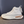 Witte hoge sneaker met dikke zool, veterdetails en ritssluiting aan de achterkant. Modieuze uniseks schoen, ideaal voor casual en sportieve outfits.