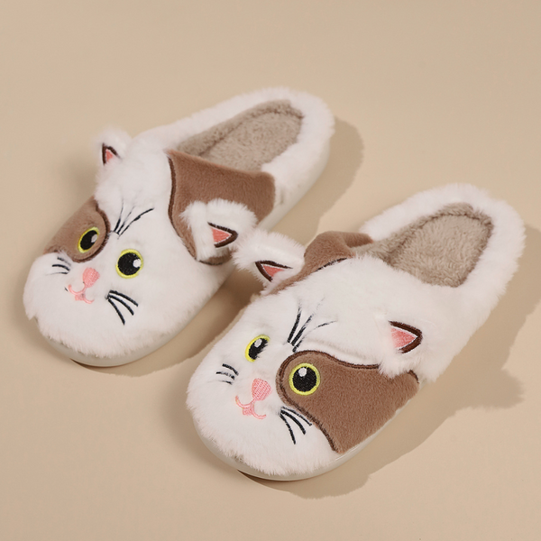 Pluche pantoffels met kattengezicht, bruin en wit, schattig ontwerp, warme voering, comfortabele huisschoenen voor dames en kinderen.
