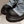 Zwarte leren platformlaarzen met dikke zolen en denim details, modieuze dameslaarzen, trendy schoenen, casual stijl, comfortabele pasvorm.