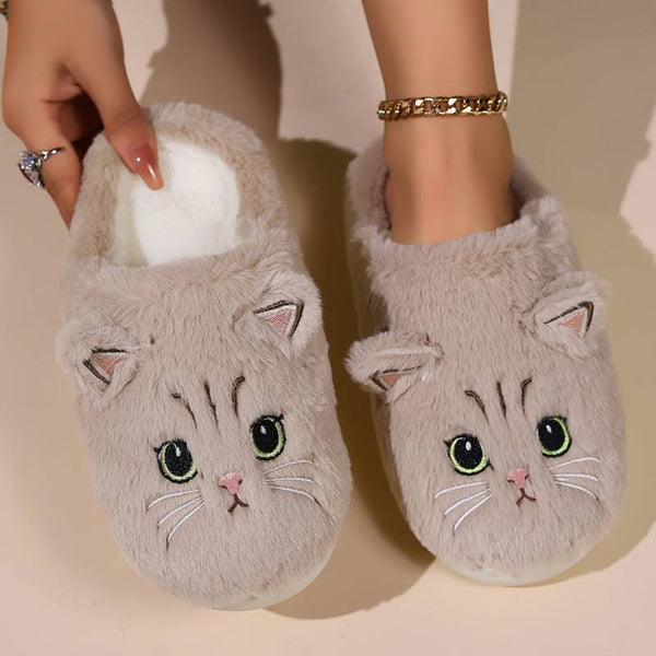 Pluche pantoffels met kattengezicht, beige kleur, zachte voering, damesmode, comfortabele huisschoenen, schattig ontwerp, warme winterpantoffels.