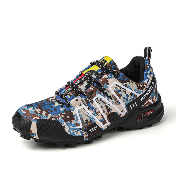 Ademend herenschoen voor bergbeklimmen, camouflagepatroon, duurzame gripzool, ideaal voor wandelen en outdooractiviteiten.