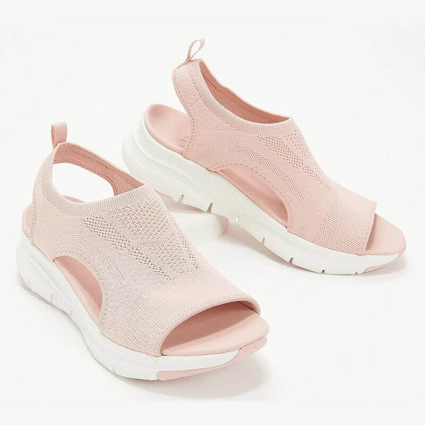 Roze comfortabele sandalen met ademend mesh bovenwerk en dikke witte zool, ideaal voor dagelijks gebruik en zomerse wandelingen.
