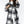Vrouw in zwart-wit geruite jas, witte coltrui en hoed. Modieuze herfstoutfit, stijlvolle dameskleding, trendy plaid jas, elegante look.