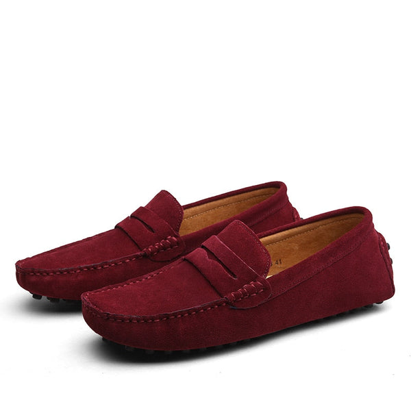 Rode suède loafers voor heren, stijlvolle instappers met antislipzool, casual en comfortabel, perfect voor dagelijks gebruik en formele gelegenheden.