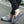 Grijze suède loafers voor heren op straat, comfortabele casual schoenen, stijlvolle mocassins met antislipzool, ideaal voor dagelijks gebruik.