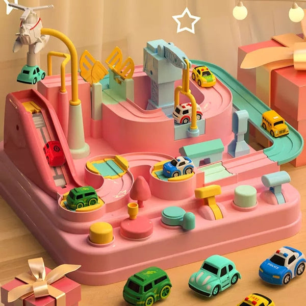 Speelgoedautobaan voor kinderen, kleurrijk en interactief, met auto's en glijbanen op een roze basis. Perfect cadeau voor peuters en kleuters.