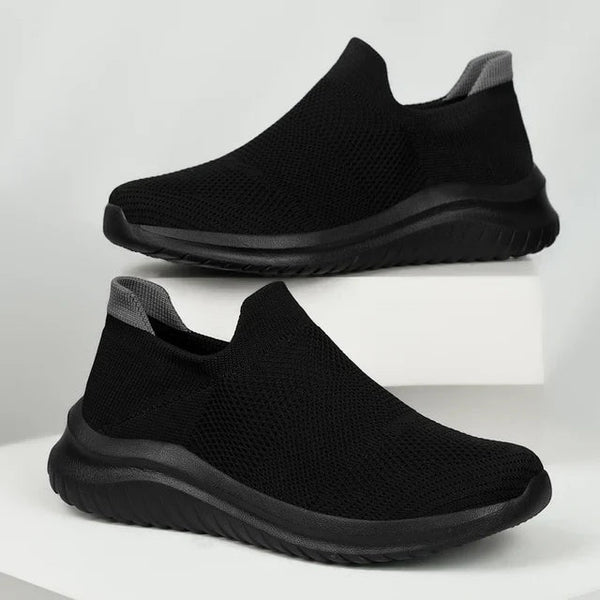 Zwarte ademende sportschoenen voor heren, zomer 2023, casual en lichtgewicht, ideaal voor buitenactiviteiten en hardlopen.