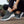 Grijze ademende sportschoenen voor heren, zomer 2023, casual en lichtgewicht, ideaal voor wandelen en hardlopen, modieus en comfortabel.
