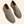 Beige suède loafers voor heren, stijlvolle instappers met comfortabele pasvorm. Perfect voor casual en formele gelegenheden. Tijdloze herenschoenen.