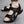 Zwarte leren sandalen voor heren met verstelbare klittenbandsluiting, comfortabele zool en ademend ontwerp, ideaal voor zomerse wandelingen.