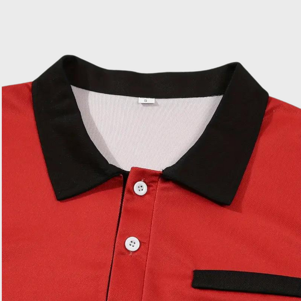Rood herenpoloshirt met zwarte kraag en knopen, gestreept design. Stijlvol en modern, ideaal voor casual en formele gelegenheden.