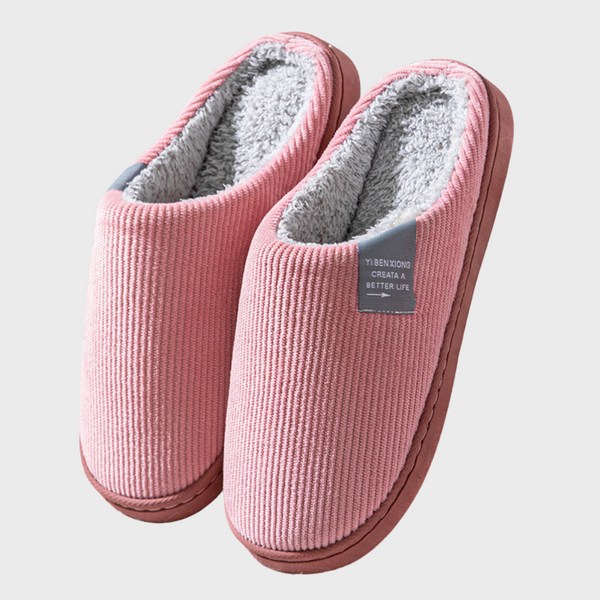 Roze pantoffels met grijze voering, comfortabel en warm, ideaal voor thuisgebruik. Perfecte keuze voor dames, zachte stof, antislip zool.