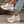 Dames sneakers met bloemenkant, verhoogde zool, casual stijl, roze en wit, perfect voor lente en zomer, modieuze schoenen voor dagelijks gebruik.