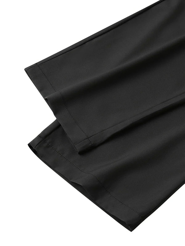 Zwarte satijnen blouse met lange mouwen, elegante afwerking en gladde textuur. Perfect voor formele gelegenheden en stijlvolle outfits.