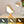 Houten vogel tafellamp met LED-verlichting, Scandinavisch design, warm wit licht, decoratieve nachtlamp voor slaapkamer of woonkamer.