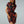 Vrouw in zwarte cheongsam met rode drakenprint, stijlvolle traditionele Chinese jurk, modetrend, elegante kleding, Aziatische mode.