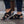 Zwarte dames sandalen, open teen, platte zool, comfortabel, casual mode 2021. Perfect voor dagelijks gebruik en zomerse outfits.