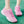 Roze tennisschoenen voor dames op groene ondergrond, sportieve sneakers met veters, ademend ontwerp, ideaal voor tennis en casual gebruik.