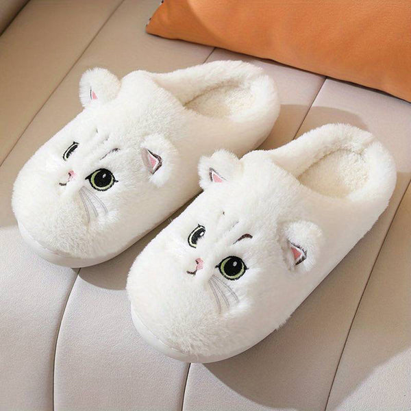 Witte pluche pantoffels met schattig kattengezicht, groene ogen en oren, perfect voor dames, comfortabel en warm voor thuisgebruik.