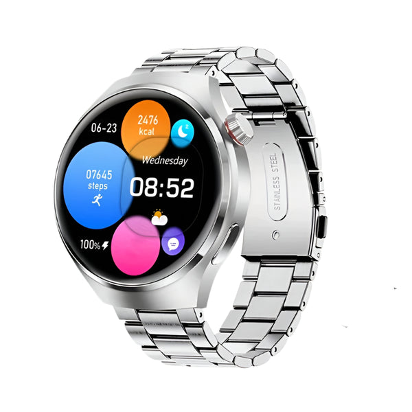 Zilveren smartwatch met roestvrijstalen band, ronde wijzerplaat, kleurrijk touchscreen, gezondheids- en fitnessfuncties, datum en tijdweergave.