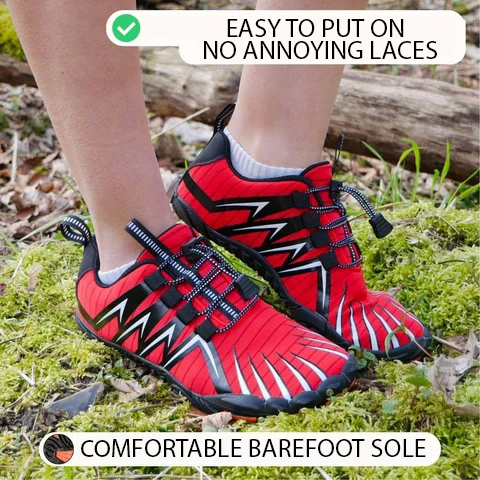Rode barefoot schoenen op mos, zonder veters, met comfortabele zool. Ideaal voor wandelen en hardlopen. Gemakkelijk aan te trekken.