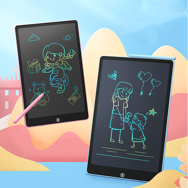 Twee kleurrijke LCD-schrijftablets met kindertekeningen, ideaal voor creatief tekenen en schrijven. Perfect voor kinderen, educatief speelgoed.