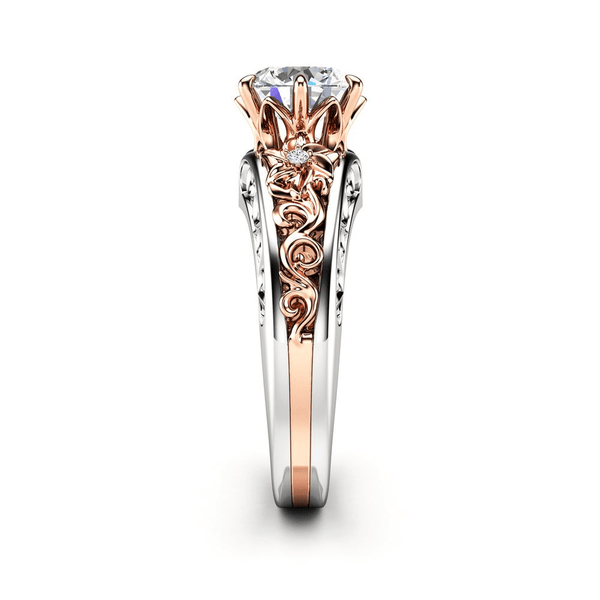 Verlovingsring met diamanten, witgoud en roségoud, sierlijk ontwerp. Perfect voor huwelijksaanzoek, luxe sieraden, elegante stijl.
